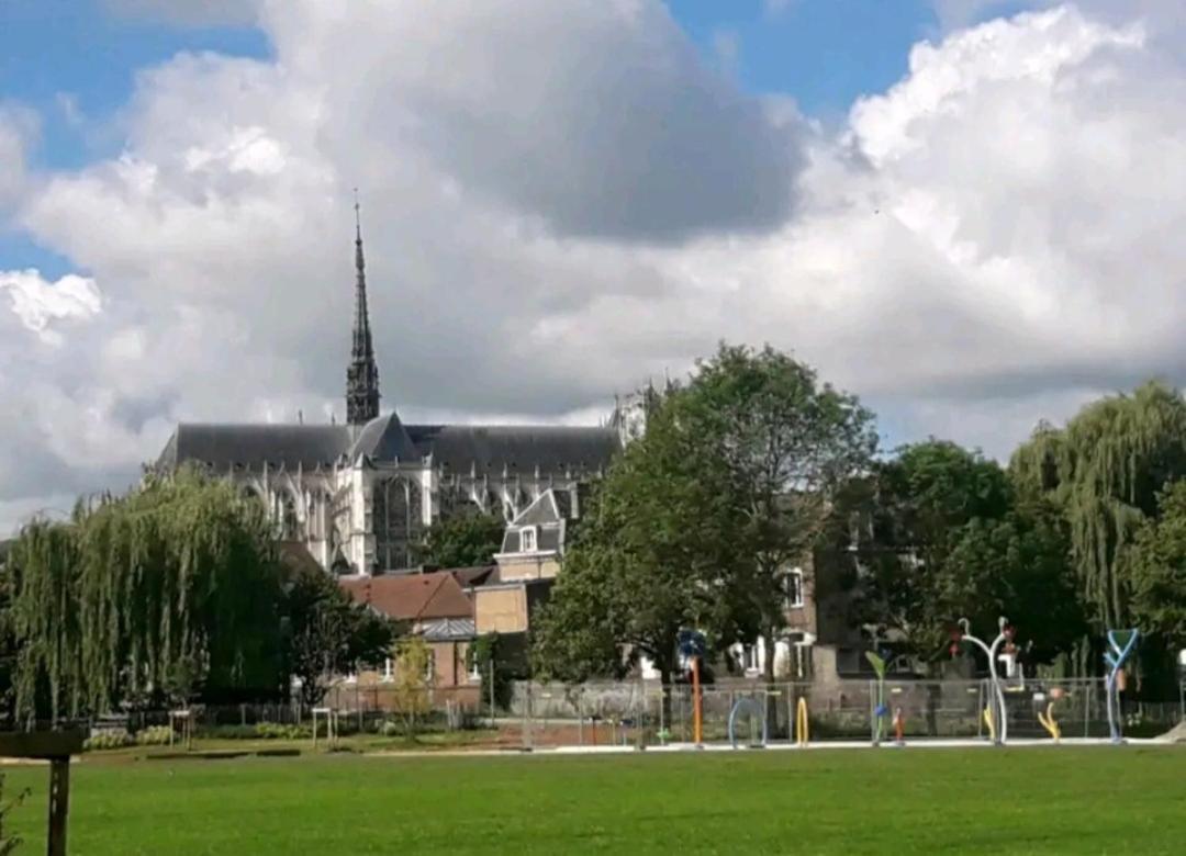 Maison Confortable, Terrasse Et Jardin A Amiens Eksteriør bilde